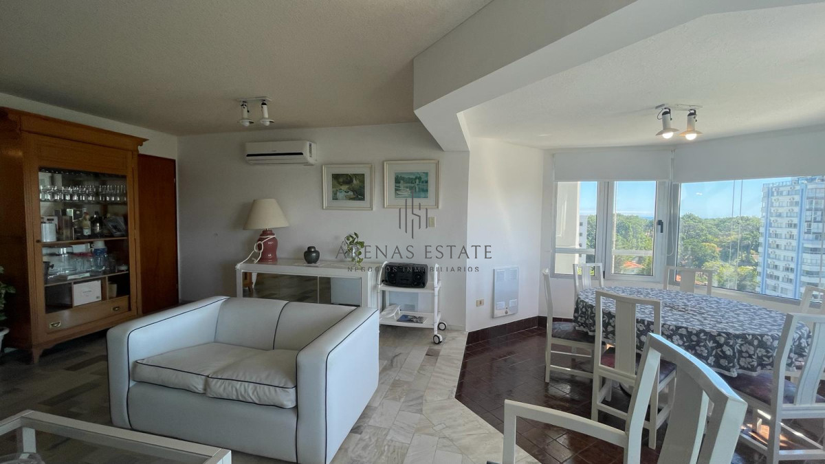 Apartamento ID.2775 - Venta de apartamento 3 dormitorios en Roosevelt, Punta del Este.