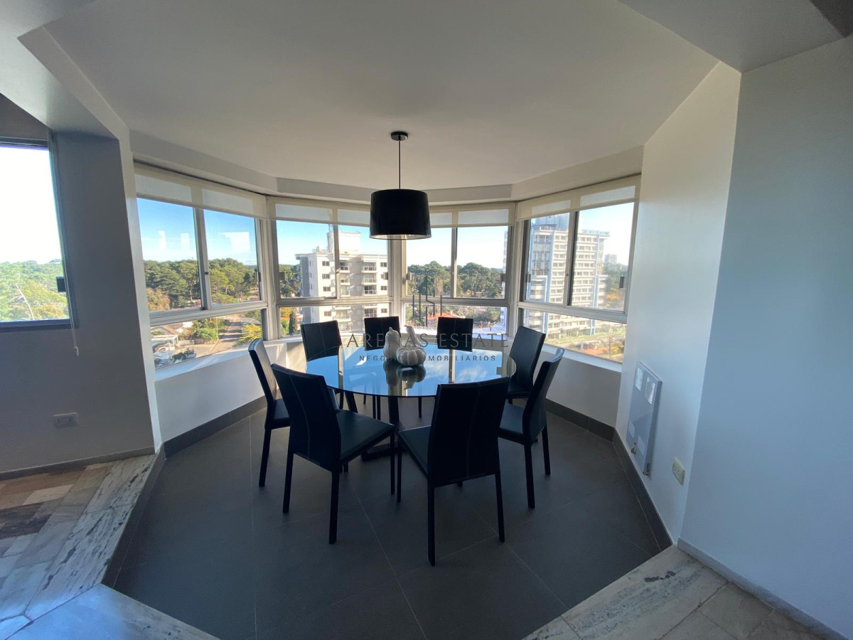 Apartamento ID.2778 - Venta de Apartamento 3 dormitorios en Roosevelt, Punta del Este.