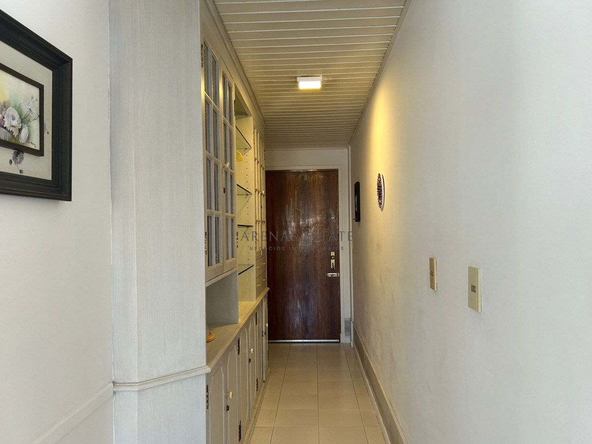 Apartamento ID.2772 - Venta de Apartamento de 3 dormitorios en la Península