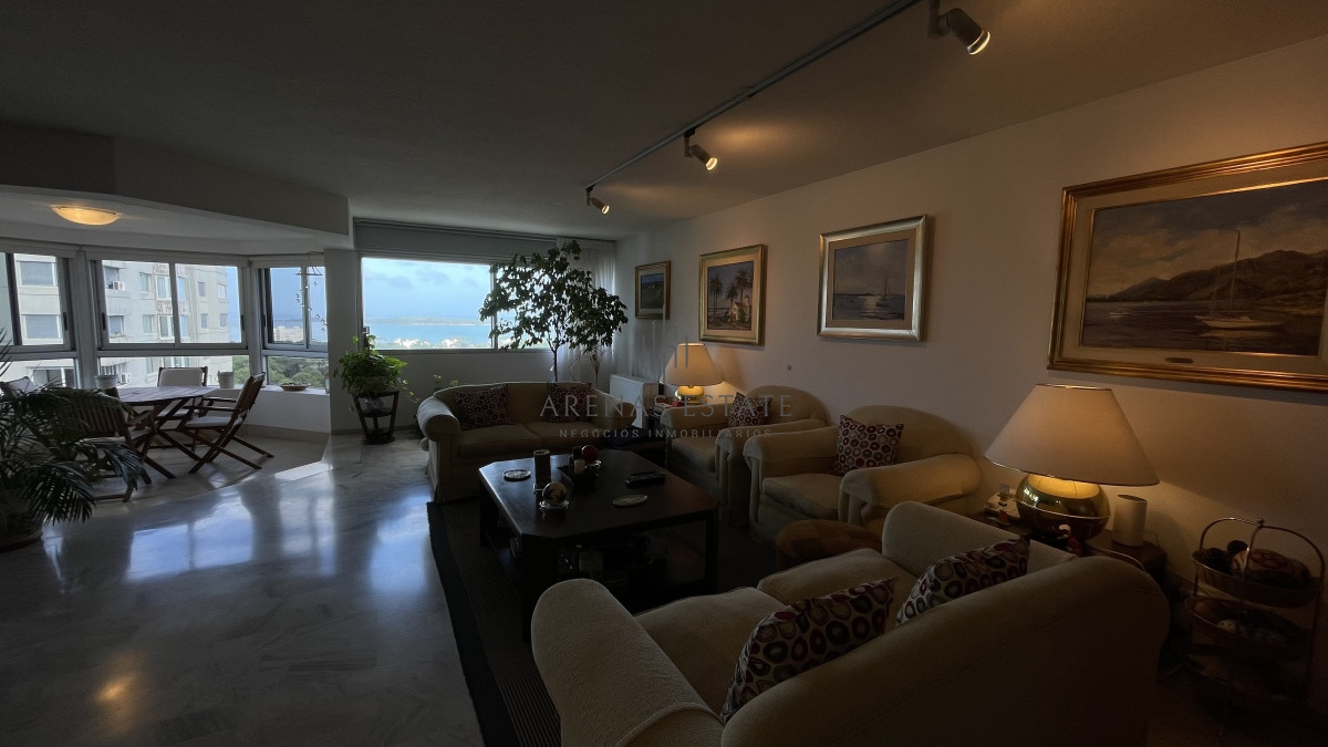 Apartamento ID.2777 - Apartamento de 3 dormitorios en Roosevelt, Punta del Este
