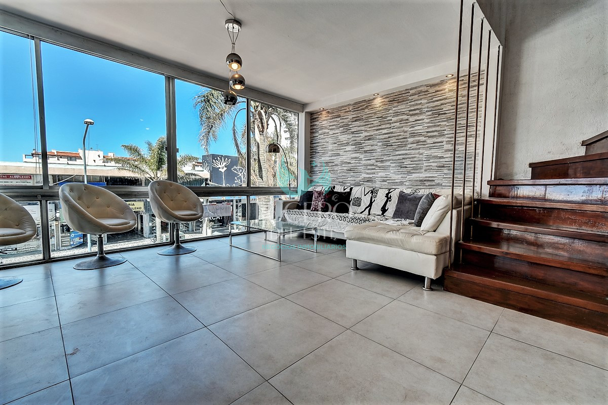 Apartamento ID.772 - Venta de Apartamento 3 dormitorios en Península, Punta del Este.