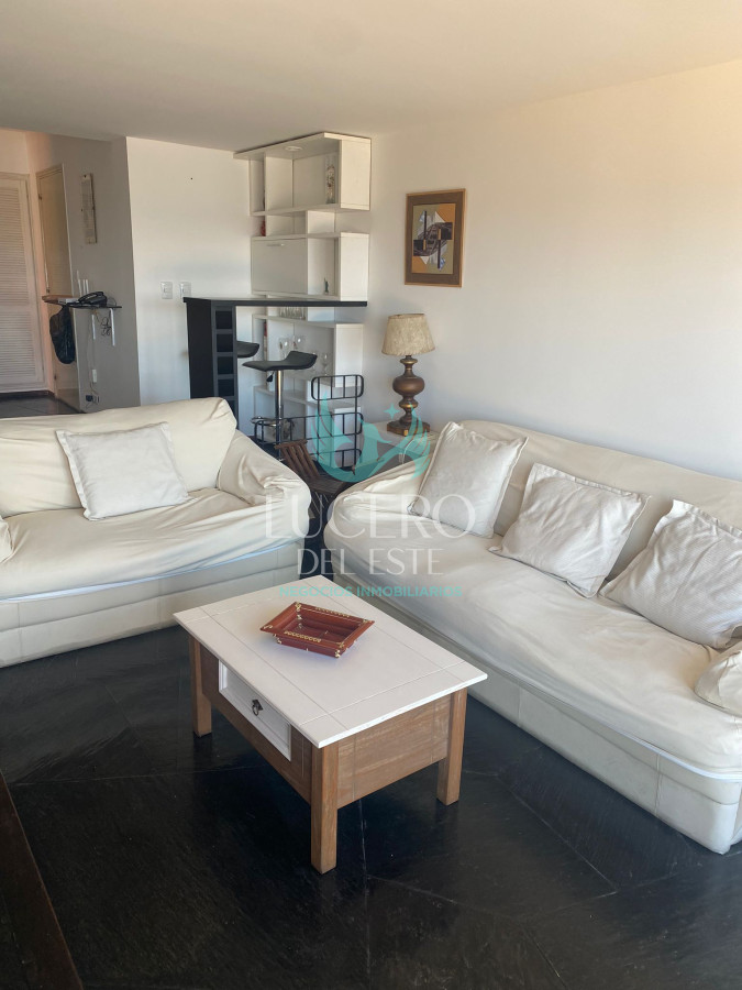 Apartamento ID.658 - Excelente apartamento en alquiler de 2 dormitorios