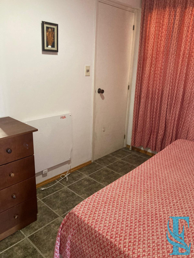 Apartamento ID.663 - Venta de Apartamento de 4 dormitorios en Playa Mansa, Punta del Este