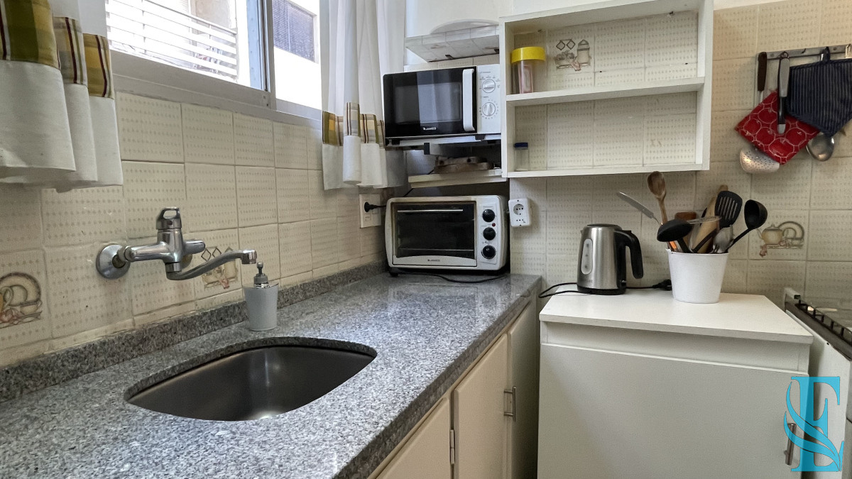 Apartamento ID.664 - Venta de apartamento de dos dormitorios en Playa Mansa, Punta del Este, Uruguay 