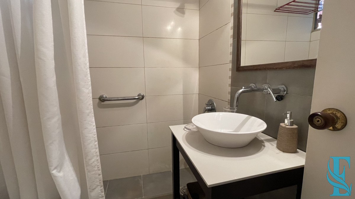 Apartamento ID.664 - Venta de apartamento de dos dormitorios en Playa Mansa, Punta del Este, Uruguay 