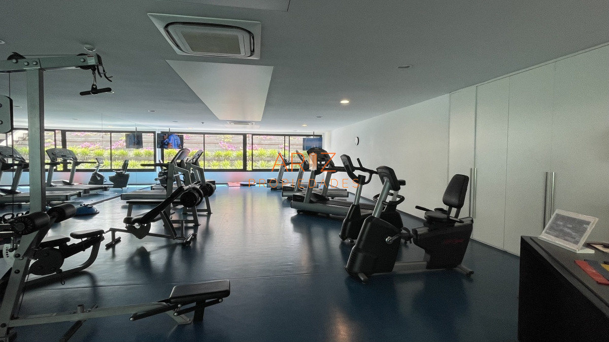 Apartamento ID.2398 - VENTA APARTAMENTO 3 DORMITORIOS Y DEPENDENCIA DE SERVICIO COMPLETA PUNTA DEL ESTE ROOSEVELT