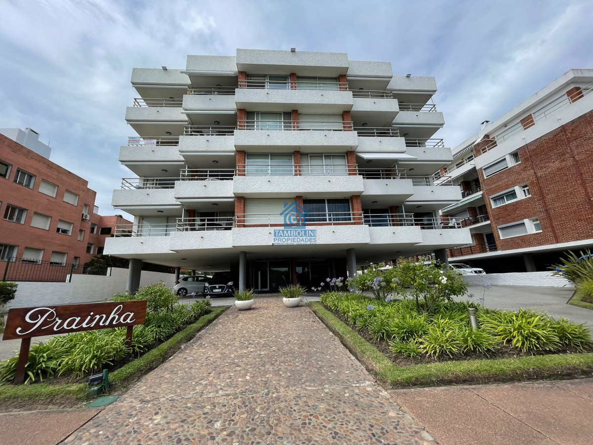Apartamento ID.675 - APARTAMENTO EN ALQUILER PRIMERA LINEA DE PLAYA MANSA 