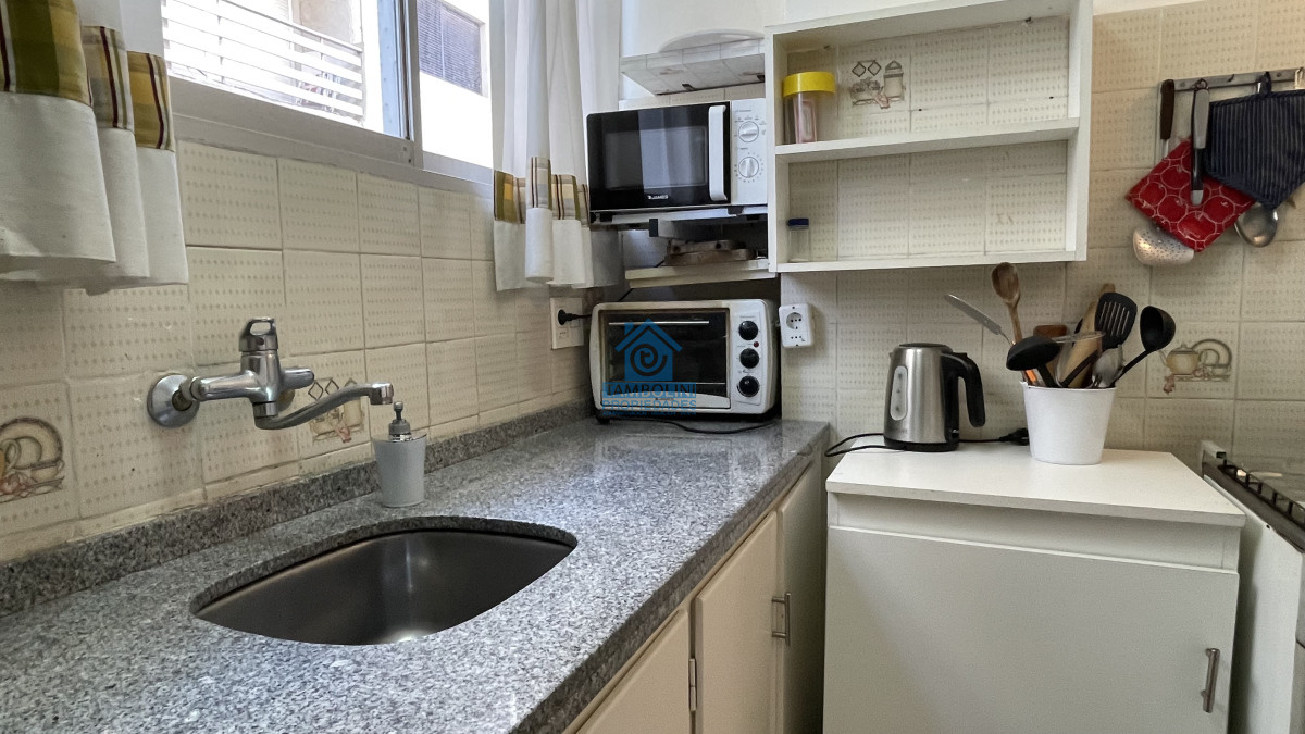 Apartamento ID.734 - Venta de apartamento de dos dormitorios en Playa Mansa, Punta del Este, Uruguay 