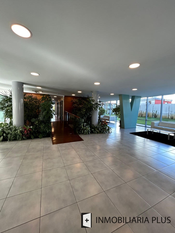 Apartamento ID.556 - Venta de Apartamento de 90 m2 en Punta el Este con todas las comodidades 2 Dormitorios C963