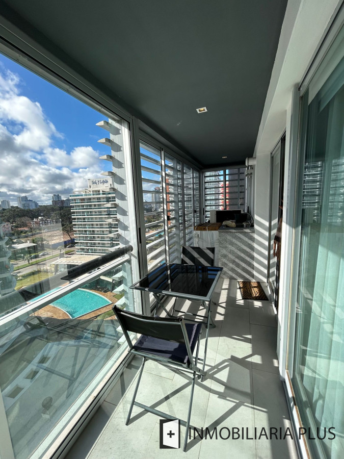 Apartamento ID.556 - Venta de Apartamento de 90 m2 en Punta el Este con todas las comodidades 2 Dormitorios C963