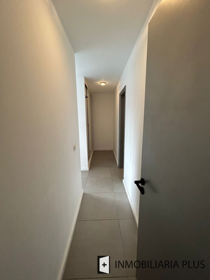 Apartamento ID.556 - Venta de Apartamento de 90 m2 en Punta el Este con todas las comodidades 2 Dormitorios C963