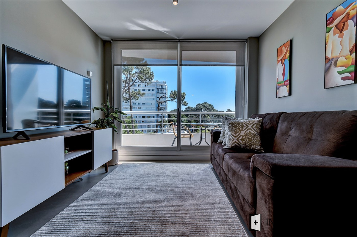 Apartamento ID.970 - Alquiler de Apartamento de 2 dormitorios para 4 personas con piscina climatizada y más en Roosevelt, Punta del Este.
