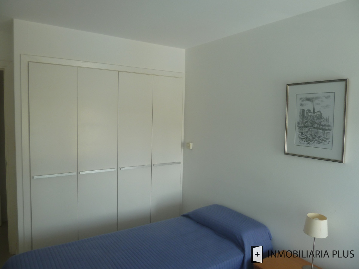 Apartamento ID.975 - Alquiler de Apartamento en La Pastora con 2 dormitorios, piscina climatizada y más. 