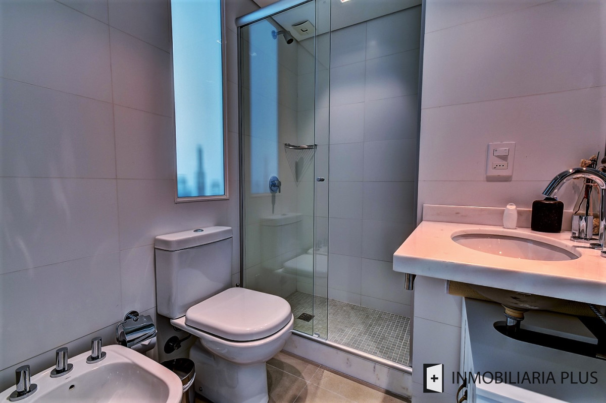 Apartamento ID.970 - Alquiler de Apartamento de 2 dormitorios para 4 personas con piscina climatizada y más en Roosevelt, Punta del Este.