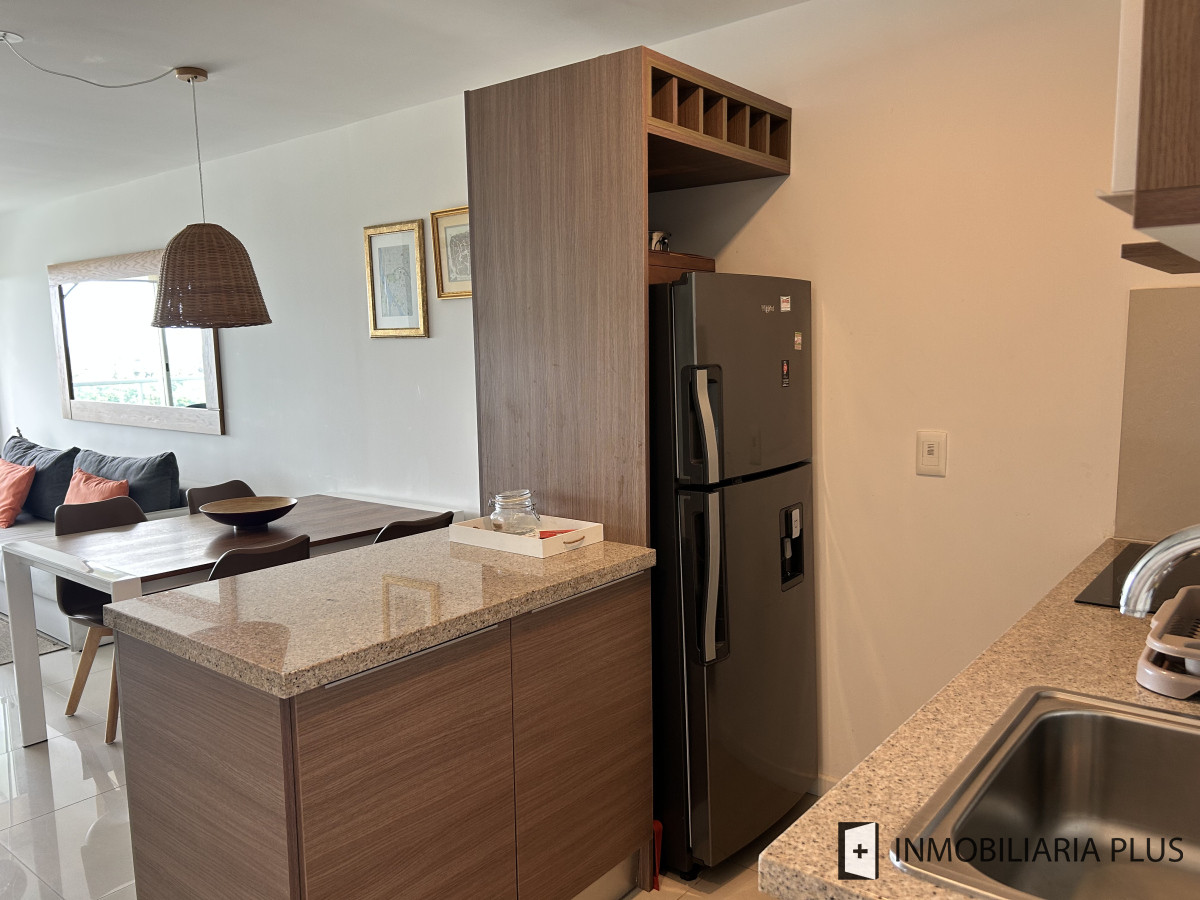 Apartamento ID.1431 - Alquiler de apartamento de 1 dormitorio invernal con Piscina, Gym, ,BBQ,  sauna, micro cine, servicios en Punta del Este