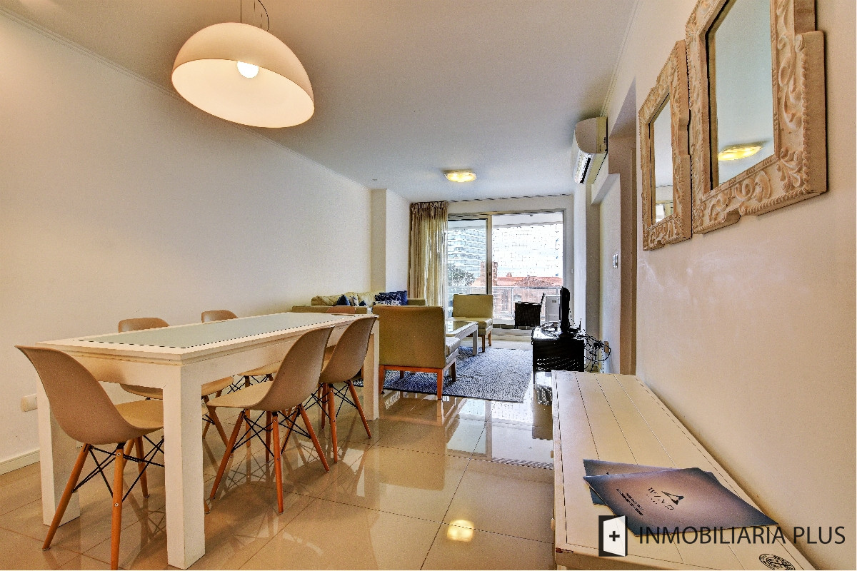 Apartamento ID.932 - Apto en Alquiler Alquiler 2024 de 2 dormitorios en Playa brava de Punta del Este