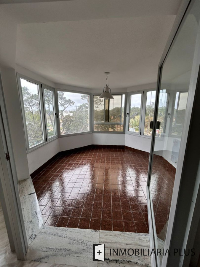 Apartamento ID.826 - Venta de Apartamento de 3 dormitorios en Roosevelt Punta del Este C826