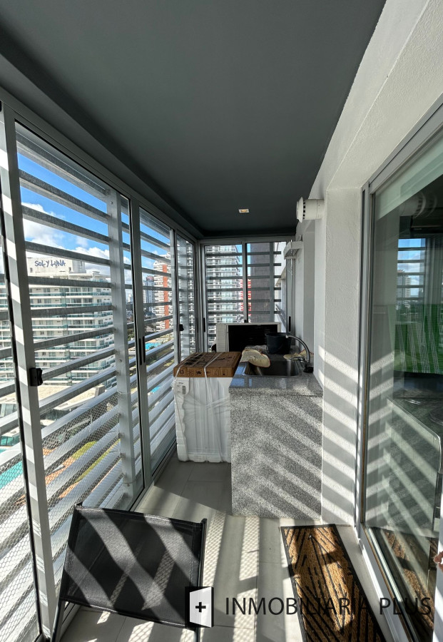 Apartamento ID.556 - Venta de Apartamento de 90 m2 en Punta el Este con todas las comodidades 2 Dormitorios C963