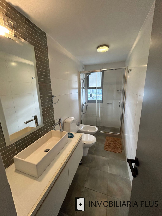 Apartamento ID.556 - Venta de Apartamento de 90 m2 en Punta el Este con todas las comodidades 2 Dormitorios C963
