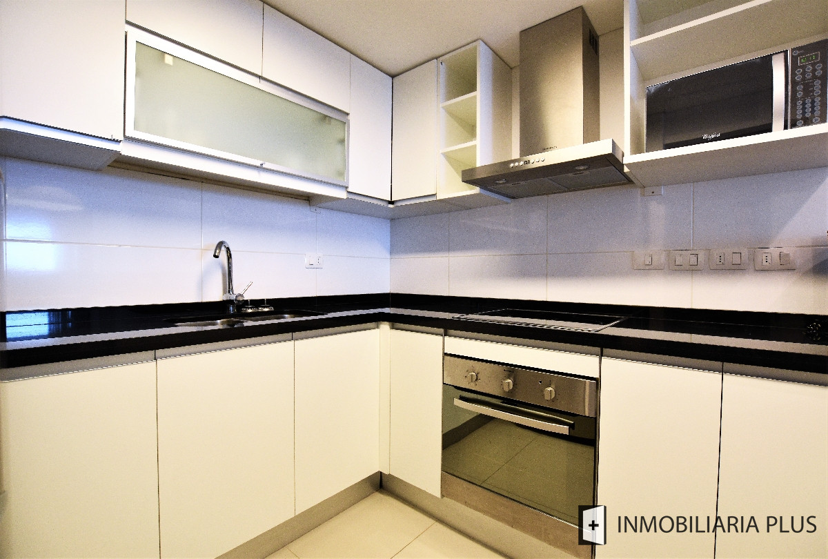 Apartamento ID.932 - Apto en Alquiler Alquiler 2024 de 2 dormitorios en Playa brava de Punta del Este
