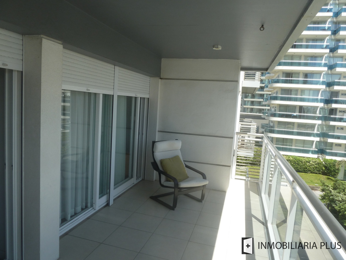 Apartamento ID.975 - Alquiler de Apartamento en La Pastora con 2 dormitorios, piscina climatizada y más. 