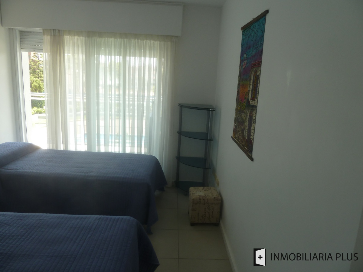 Apartamento ID.975 - Alquiler de Apartamento en La Pastora con 2 dormitorios, piscina climatizada y más. 