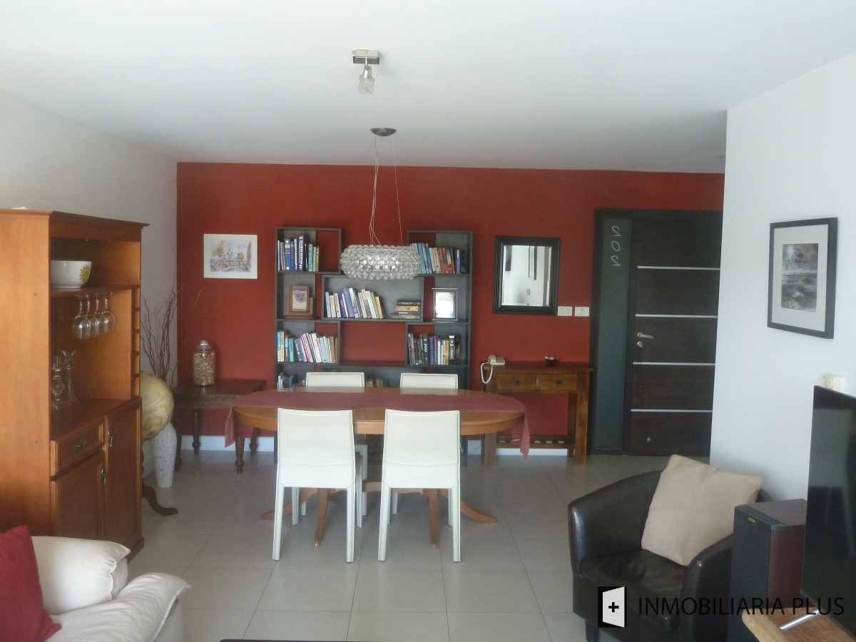 Apartamento ID.975 - Alquiler de Apartamento en La Pastora con 2 dormitorios, piscina climatizada y más. 