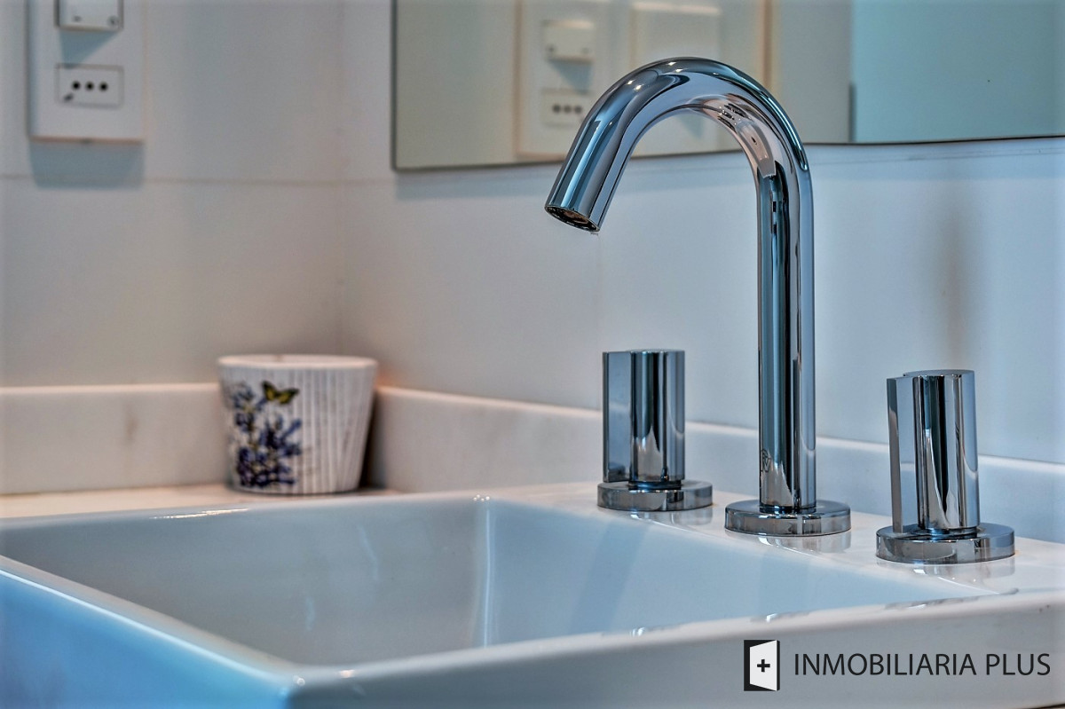 Apartamento ID.970 - Alquiler de Apartamento de 2 dormitorios para 4 personas con piscina climatizada y más en Roosevelt, Punta del Este.