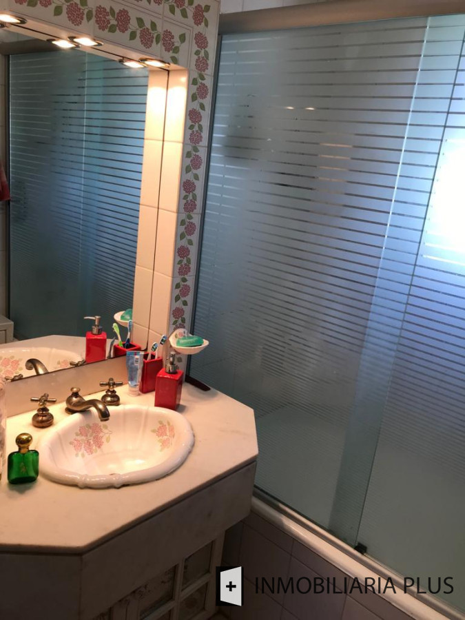 Casa ID.550 - Venta de casa de 3 dormitorios 1.146 m2 de terreno y 152 m2 construidos en Cantegril, Punta del Este C957