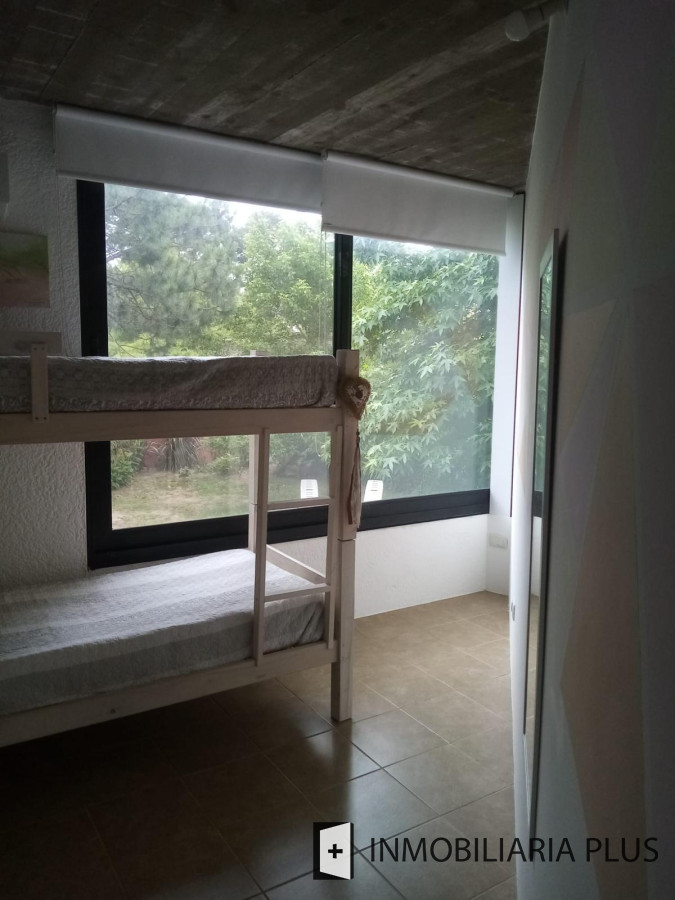 Casa ID.841 - Alquilo Casa de 3 dormitorios 2 Baños en Playa Mansa Punta del Este Uruguay