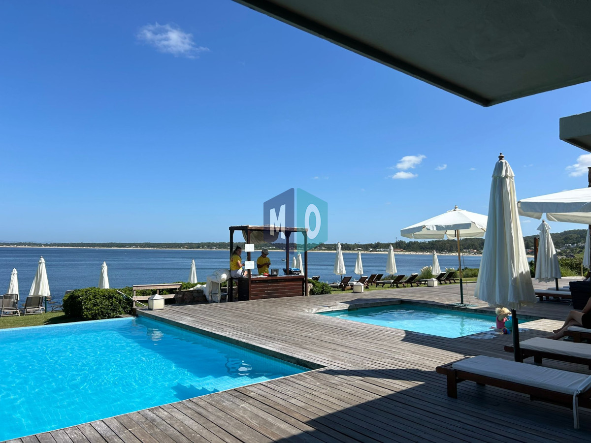 Apartamento ID.630 - Venta de Apartamento, 2 dormitorios. Punta Ballena, Punta del Este. 