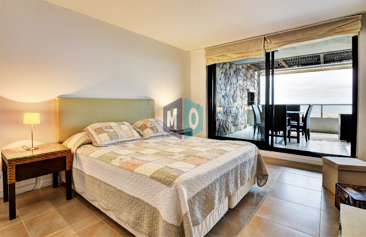 Apartamento ID.630 - Venta de Apartamento, 2 dormitorios. Punta Ballena, Punta del Este. 