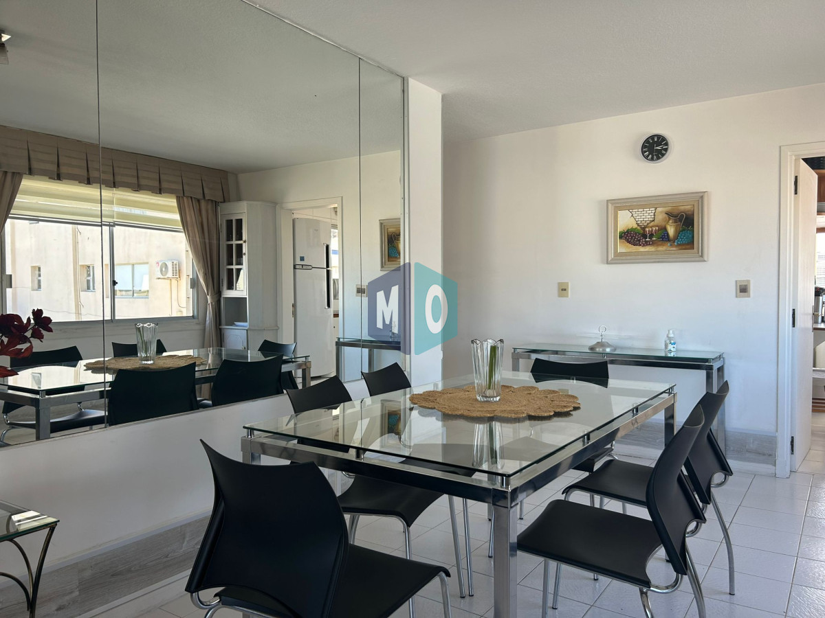 Apartamento ID.671 - Venta de Apartamento de 3 dormitorios en la Península