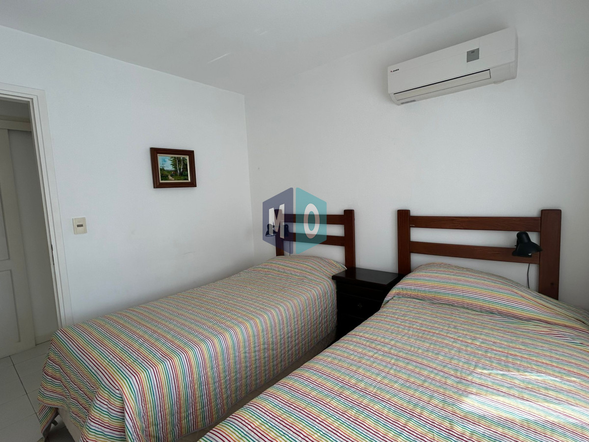 Apartamento ID.671 - Venta de Apartamento de 3 dormitorios en la Península