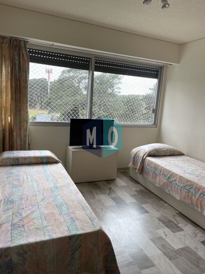 Apartamento ID.477 - Apartamento de 3 dormitorios en Roosevelt, Punta del Este