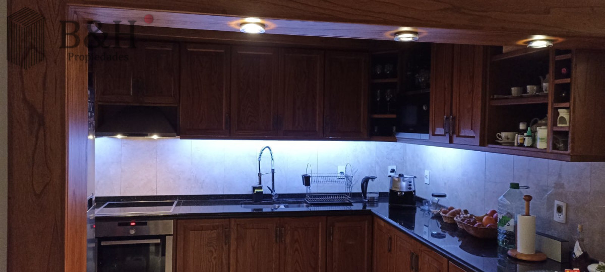 Apartamento ID.7323 - Venta de Apartamento 3 dormitorios, Maldonado.