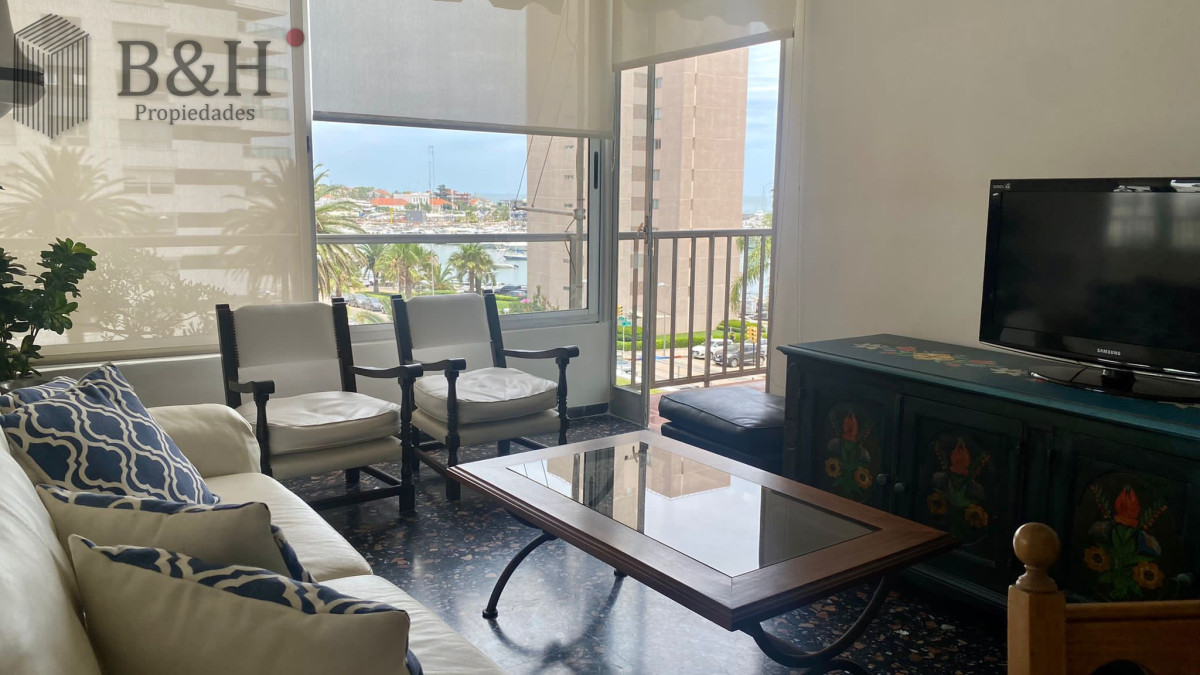 Apartamento ID.2163 - Alquiler invernal de apartamento en La Península, Punta del Este