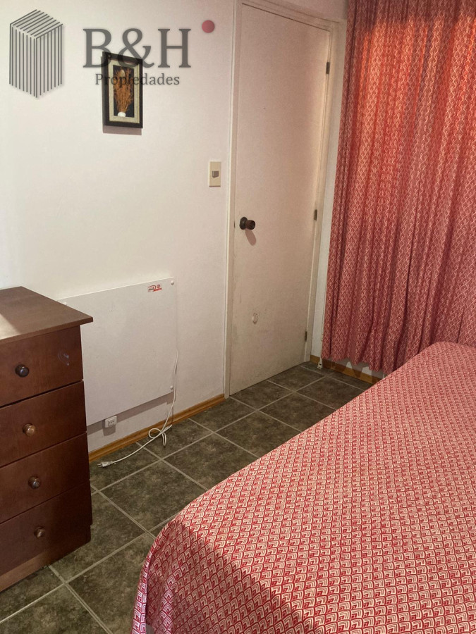 Apartamento ID.4794 - Alquiler temporario de Apartamento de 4 dormitorios en Playa Mansa, Punta del Este