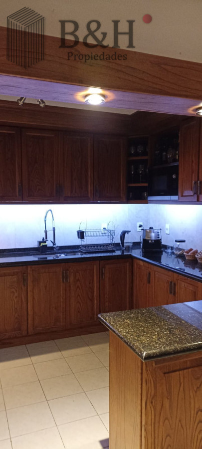 Apartamento ID.7323 - Venta de Apartamento 3 dormitorios, Maldonado.