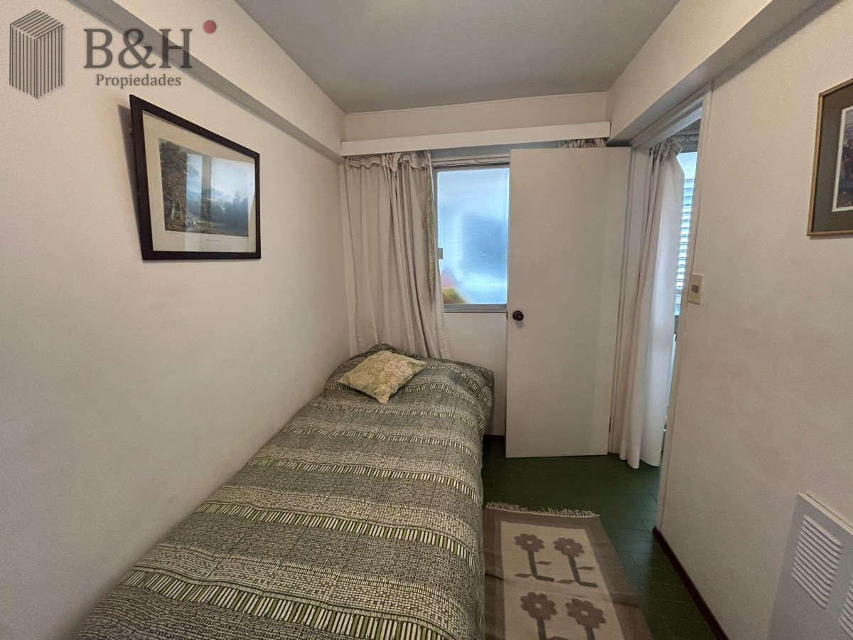 Apartamento ID.2037 - Alquiler invernal de apartamento de 4 dormitorios en Playa Mansa, Punta del Este