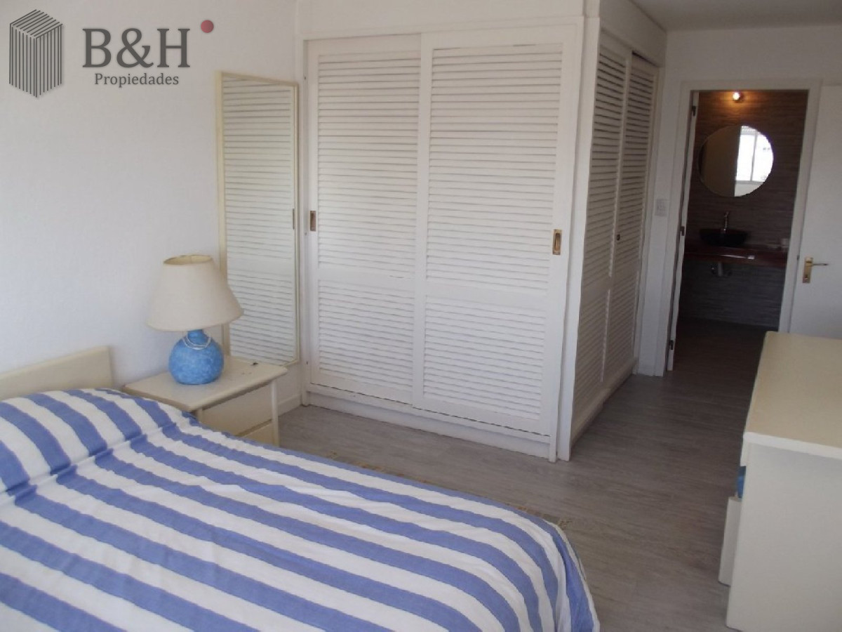 Apartamento ID.2426 - Venta apartamento 3 dormitorios, Península, Punta del Este.