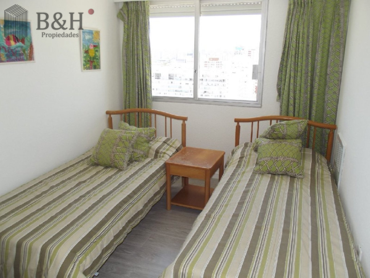 Apartamento ID.2426 - Venta apartamento 3 dormitorios, Península, Punta del Este.