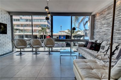 Venta de Apartamento 3 dormitorios en Península, Punta del Este.