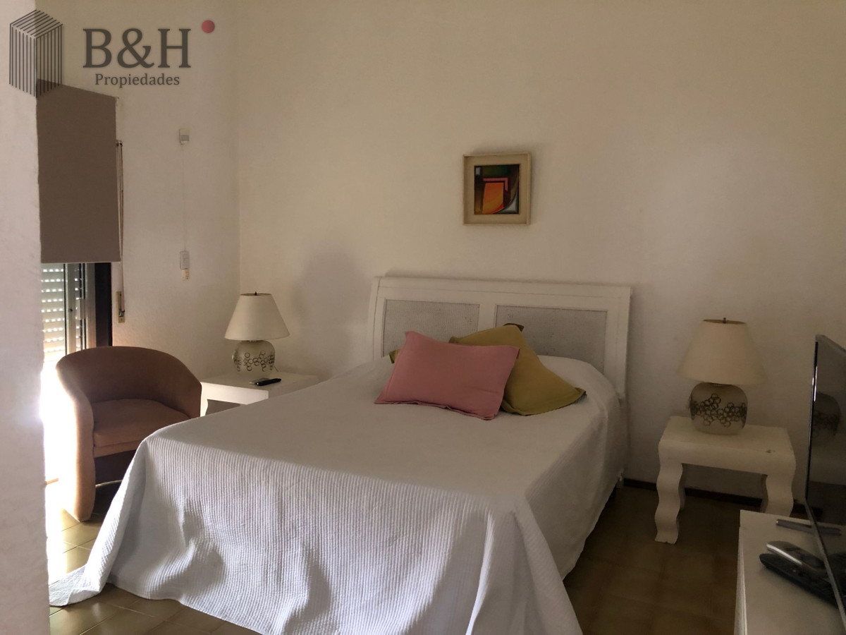 Casa ID.1578 - CASA DE 7 DORMITORIOS LUGANO