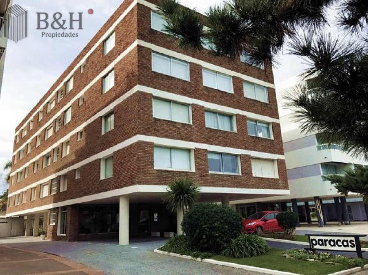 Apartamento ID.1428 - Venta de Apartamento 1 dormitorio en Playa Mansa, Punta del Este.