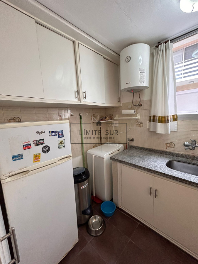 Apartamento ID.167 - Venta de apartamento de dos dormitorios en Playa Mansa, Punta del Este, Uruguay 