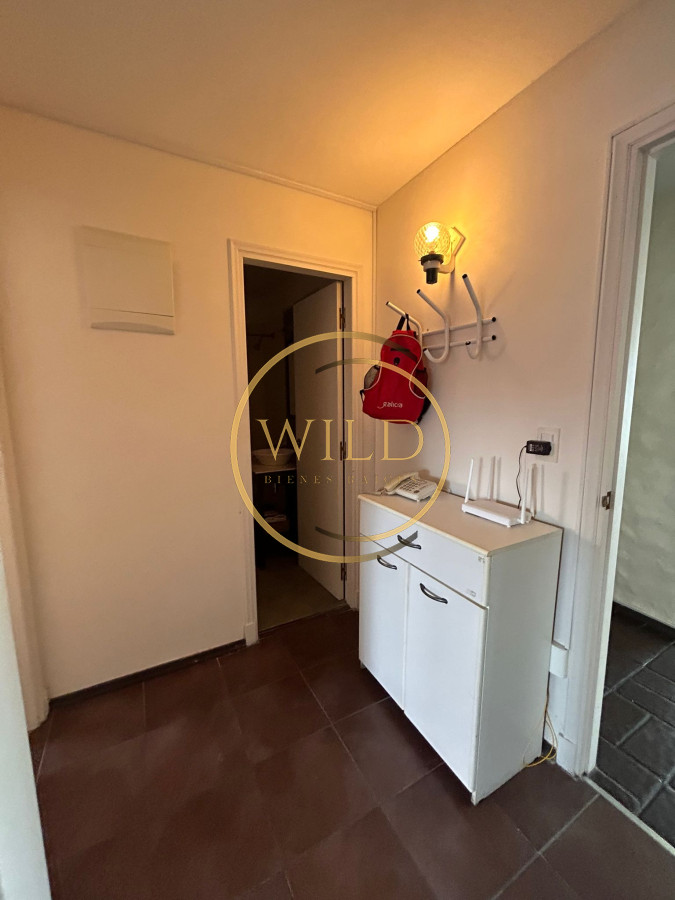 Apartamento ID.2323 - Venta de apartamento de dos dormitorios en Playa Mansa, Punta del Este, Uruguay 
