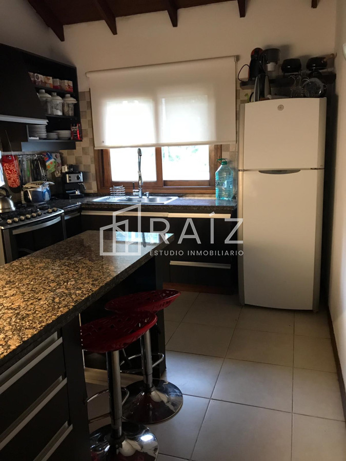 Casa ID.11114 - VENTA CASA 4 DORMITORIOS BEVERLY HILLS