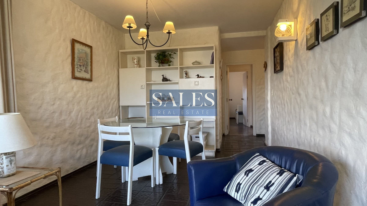 Apartamento ID.1252 - Venta de apartamento de dos dormitorios en Playa Mansa, Punta del Este, Uruguay 