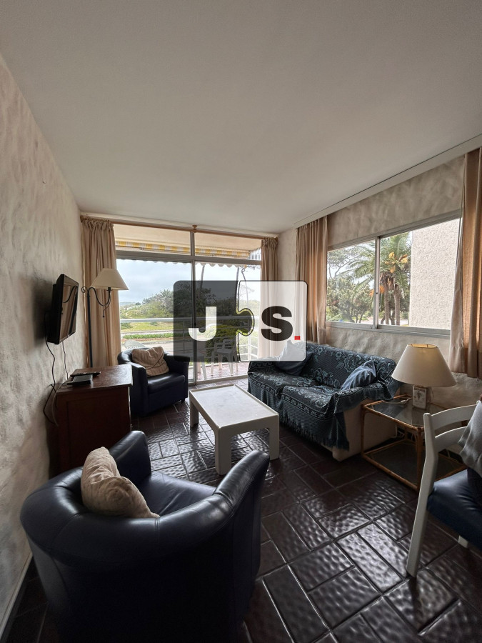 Apartamento ID.3439 - Venta de apartamento de dos dormitorios en Playa Mansa, Punta del Este, Uruguay 